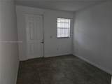 300 37th Ter - Photo 3