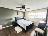 935 199th St - Photo 7