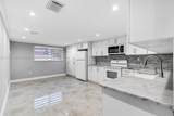 810 9th Pl - Photo 8