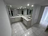 10101 Bay Harbor Dr - Photo 18