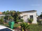 215 11th St - Photo 1