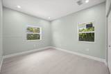 930 34th St - Photo 25