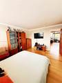 555 30 St - Photo 4