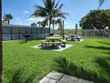 6061 Collins Ave - Photo 21