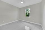 2807 40 ST W - Photo 16