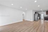 2250 Bay Dr - Photo 4