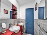 2858 Pine Tree Dr - Photo 19