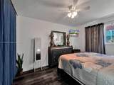 2858 Pine Tree Dr - Photo 25