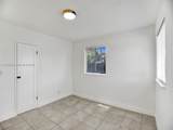 708 20th - Photo 36
