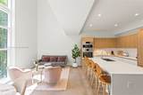 455 39th St - Photo 1