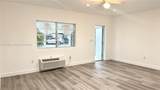 916 42nd St - Photo 1