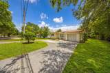810 119th St - Photo 2
