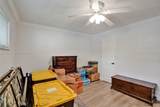 9410 Hollybrook Lake Dr - Photo 14