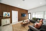 95 52nd St - Photo 4