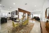 95 52nd St - Photo 7