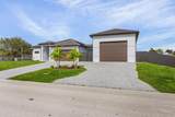 2033 Embers Pkwy - Photo 4