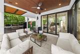 550 42nd St - Photo 2