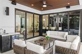 550 42nd St - Photo 4