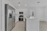 725 14th Ct - Photo 4