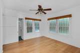 176 50th St - Photo 16