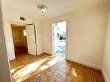 1919 Thomas St - Photo 3