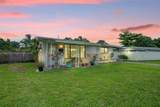 2041 Arcadia Dr - Photo 2