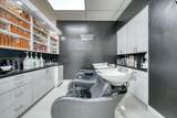 Full Service Beauty Salon On 8th Street - Photo 12