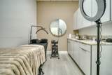 Full Service Beauty Salon On 8th Street - Photo 16