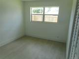 826 32nd Ct - Photo 6