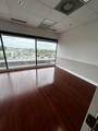 900 49th St Suite 504 - Photo 2