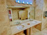 2030 Ocean Dr - Photo 81