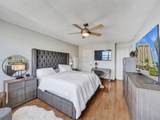 1833 Ocean Dr - Photo 32