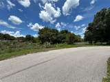 1052 Oak St - Photo 3