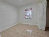 541 38th St - Photo 7
