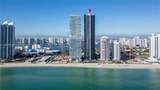 18555 Collins Ave - Photo 31