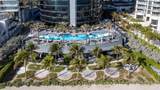 18555 Collins Ave - Photo 33