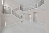 20422 Southernwood Ave - Photo 2