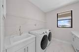 20422 Southernwood Ave - Photo 34