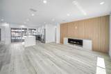 2001 33rd St - Photo 2