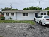 2551 7th Ter - Photo 3