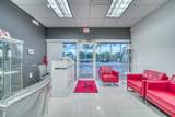 Beauty Salon For Sale In Pinecrest - Photo 14