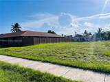 641 42nd Ave - Photo 4