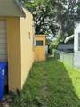 794 44th St - Photo 3