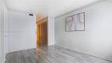 1033 Lenox Ave - Photo 5