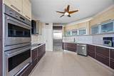 300 Pointe Dr - Photo 5