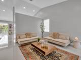 933 Falling Water Rd - Photo 10