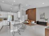 933 Falling Water Rd - Photo 13