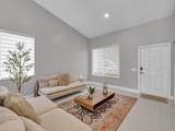 933 Falling Water Rd - Photo 8