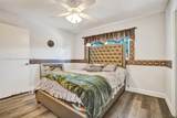 2525 86th Ave - Photo 40