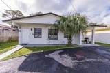 2784 9th St - Photo 3